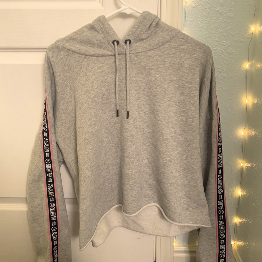 Hooded, XL Aeropostale sweatshirt.